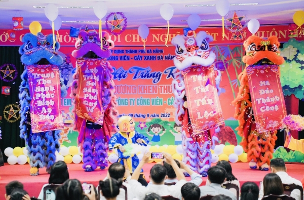 CÔNG TY CÔNG VIÊN- CÂY XANH ĐÀ NẴNG TỔ CHỨC CÁC HOẠT ĐỘNG VUI TẾT TRUNG THU VÀ TUYÊN DƯƠNG KHEN THƯỞNG CHO CON EM CỦA VC-NLĐ NĂM HỌC 2021-2022